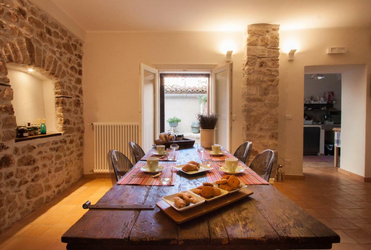 Lelive Bed And Breakfast Sermoneta Exterior foto