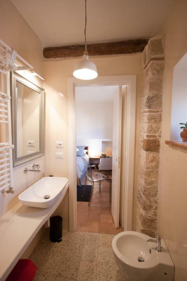 Lelive Bed And Breakfast Sermoneta Exterior foto