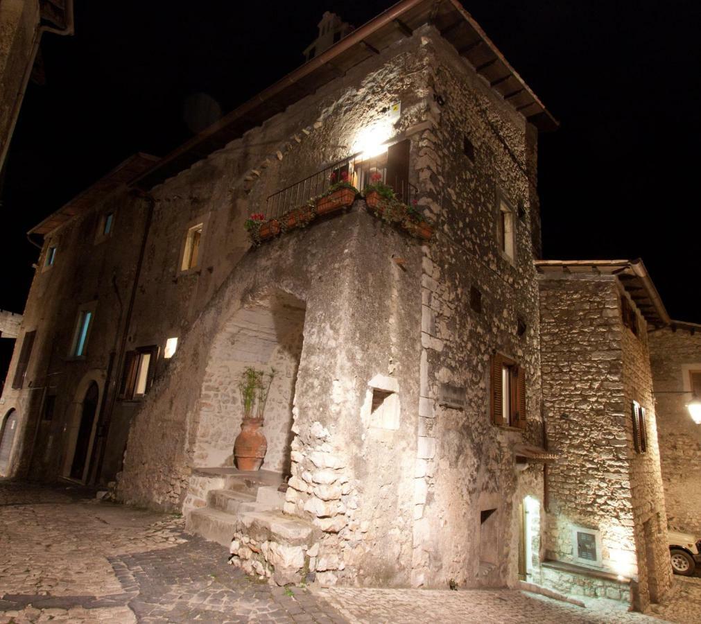 Lelive Bed And Breakfast Sermoneta Exterior foto